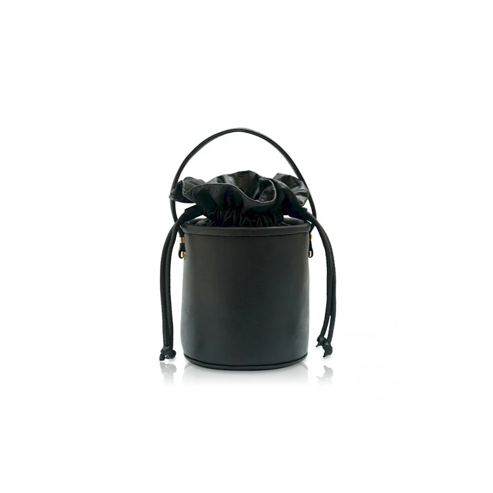 The Nia Top Handle